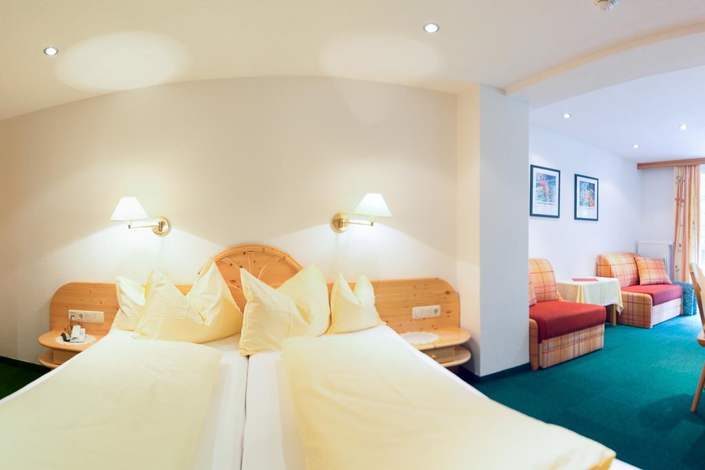 Hotel Garni Gruenmoos Санкт Якоб ин Дефереген Стая снимка